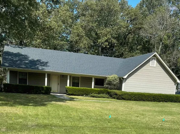 380 Edwards St, White Hall, AR 71602