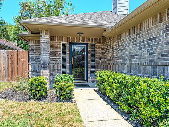 3rd image of 8510 Wild Basin Dr