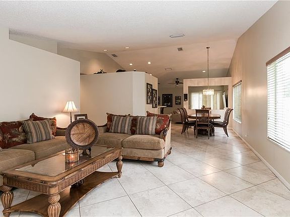 3rd image of 1627 Palermo Dr