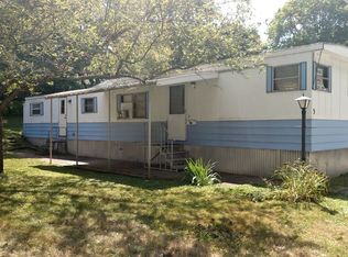 3 Dalewood Dr, Rochester, NY 14625