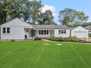 945 Scituate Ave, Cranston, RI 02921