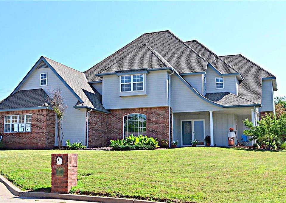 Stunning executive home at one of the highest points in Shawnee, located on a cul-de-sac.