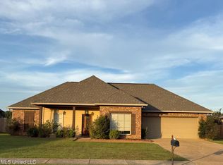 128 Lakeway Dr, Madison, MS 39110