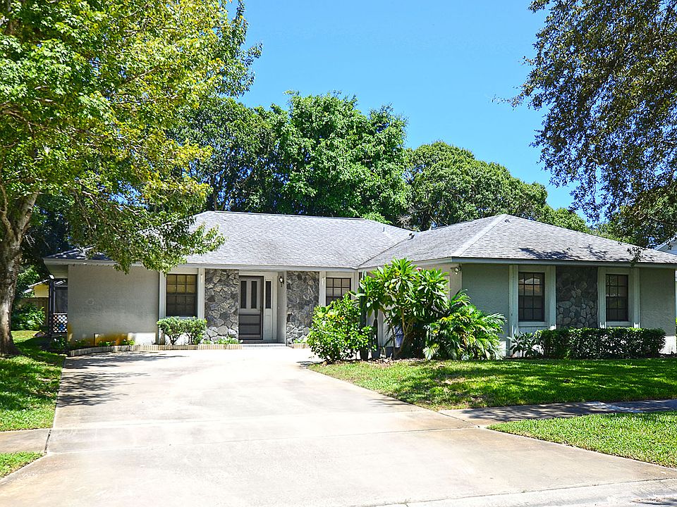 1st image of 1266 41st Ave