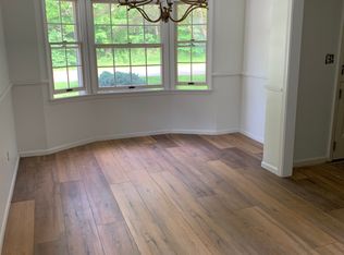 806 S East St, Fenton, MI 48430