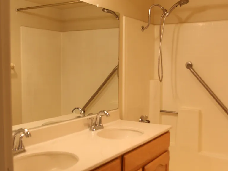 Saticoy Residences — Photo 8