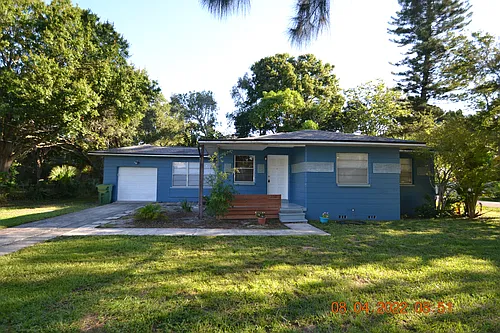 2801 Sanders Dr Photo 1