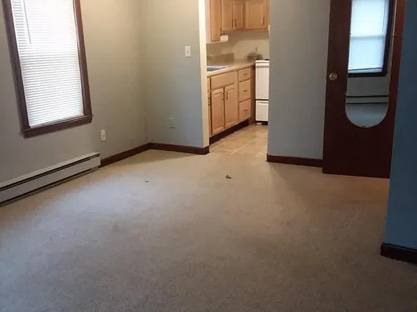11 Skinner Rd #11A, Ellington, CT 06029