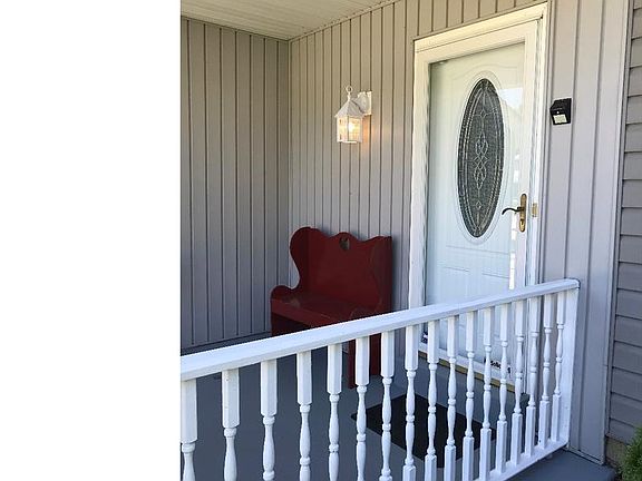 3rd image of 2636 Bellows Dr