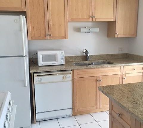 2nd image of 456 Thornhill Ln APT C1