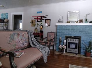 805 W 4th St, Coffeyville, KS 67337