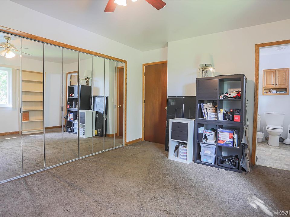 1355 Lochaven Rd, photo 30