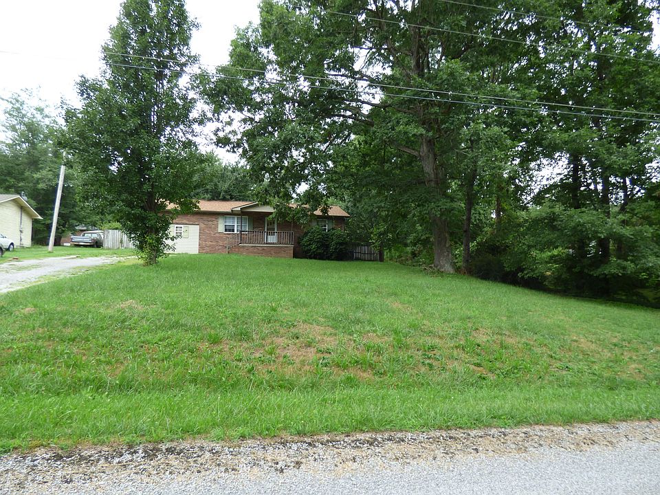 1st image of 121 Palmetto Dr