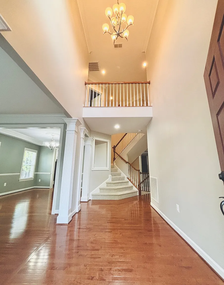 4 bed, 4136 sqft, $4,100 — Photo 3