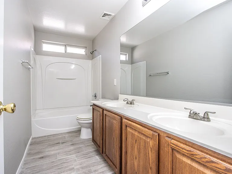 1478 E Stirrup Ln — Photo 21