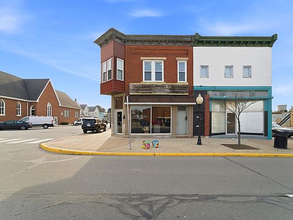 2nd image of 1115 Franklin St