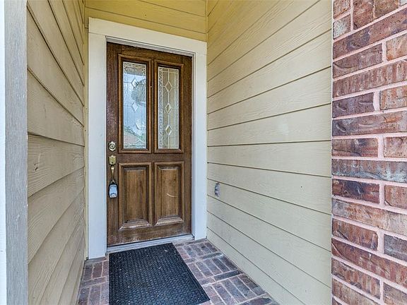 3rd image of 13339 Orleans St