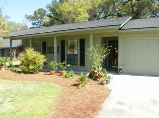 2112 Forest Lakes Blvd, Charleston, SC 29414