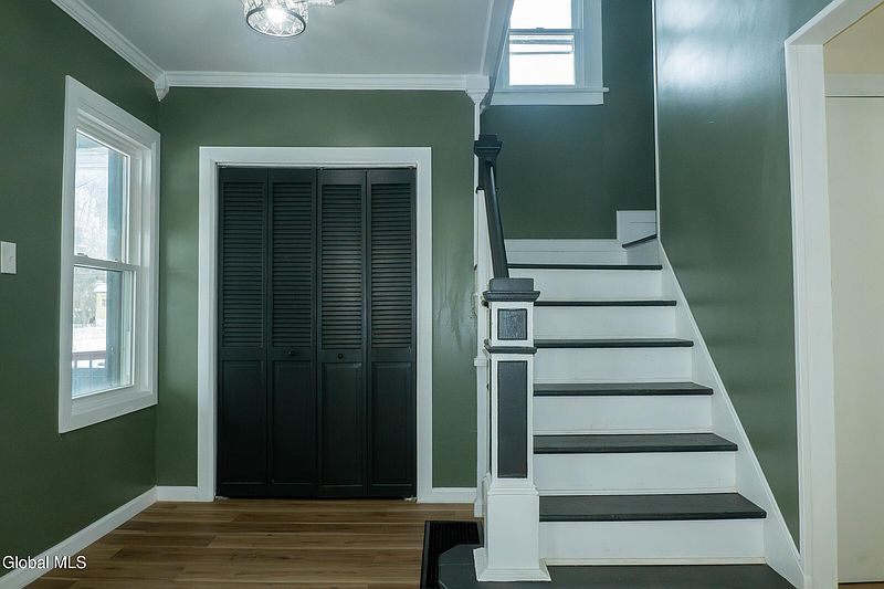 3rd image of 126 Manchester Road