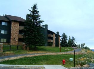 7085 N 2200 W APT 1E, Park City, UT 84098