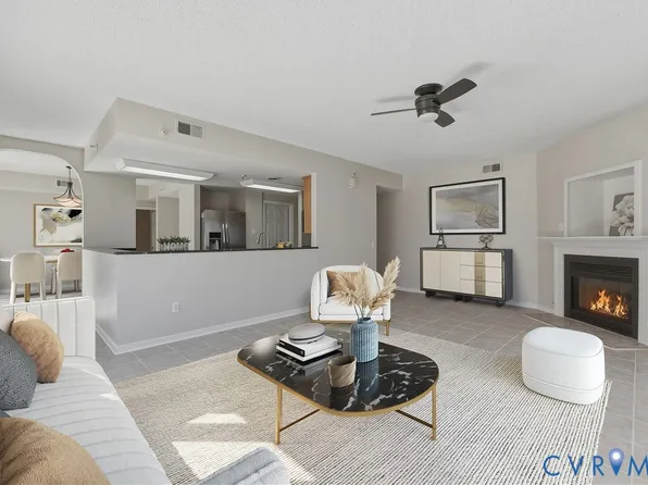 301 Beacon Ridge Dr Unit 109, Hopewell, VA 23860