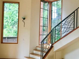 6445 Thornhill Dr, Oakland, CA 94611