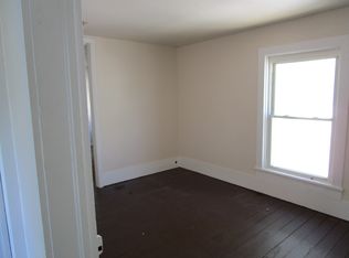 19 Frederick St, Auburn, NY 13021