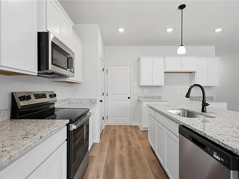 299 Summit View Ln #5 — Photo 7