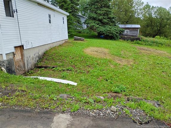 3rd image of 628 Ennishone Rd