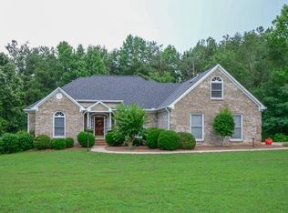 5210 Clinchem Falls Dr, Flowery Branch, GA 30542