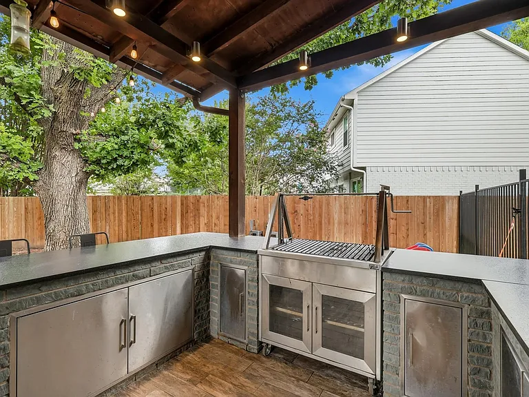 1641 Fuqua Dr — Photo 24