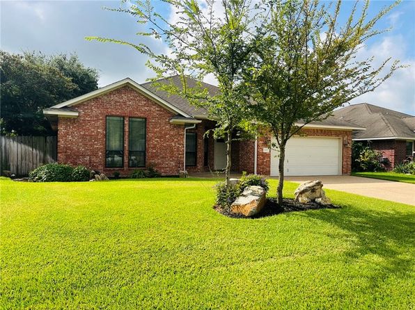 1202 Harrisonburg Ln