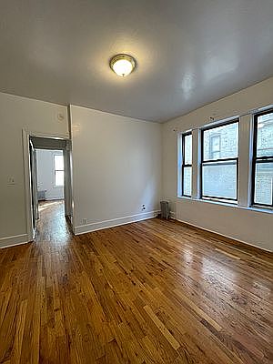 4th image of 629 W 170th St APT 4E