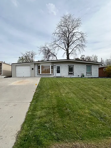 3782 Shaw Blvd Photo 1