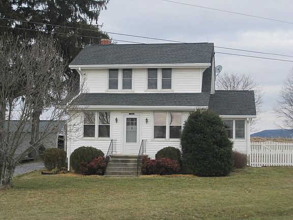 3rd image of 7915 Sanderson Dr