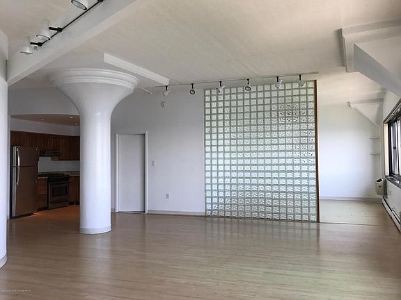 2nd image of 10 Bay Street Lndg APT 6C