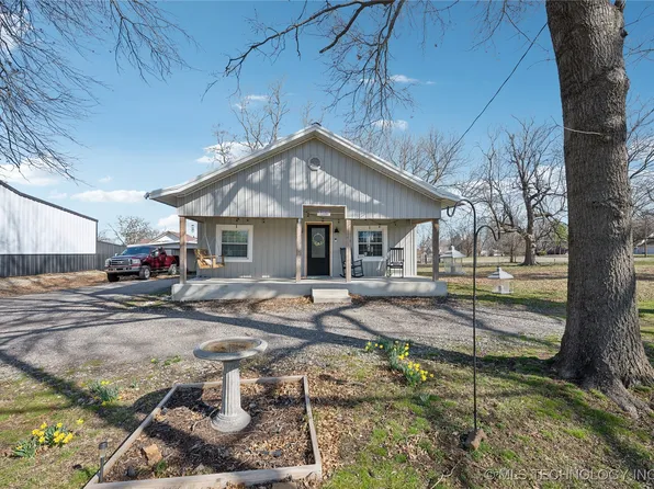 1401 E Cherokee St, Wagoner, OK 74467