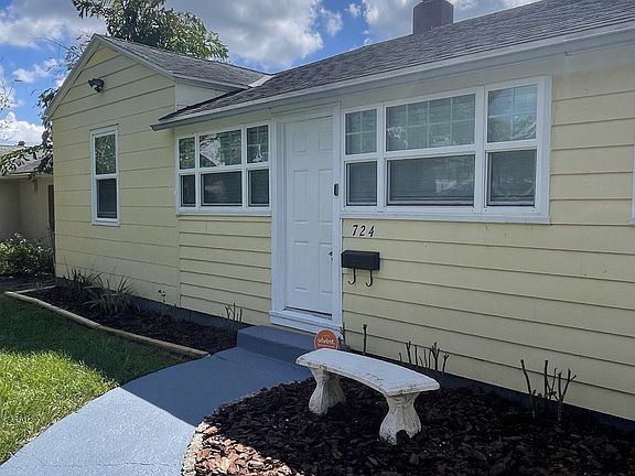 2nd image of 724 Langston Ct