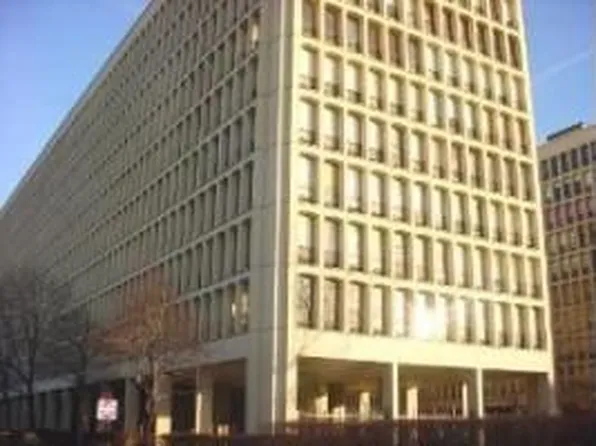 1450 E 55th Pl APT 328S, Chicago, IL 60637