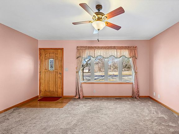 5th image of 411 E 13th St