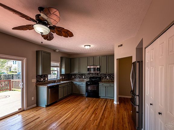 2nd image of 6921 Erie Dr