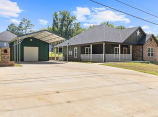 1481 W Gay Ave, Gladewater, TX 75647