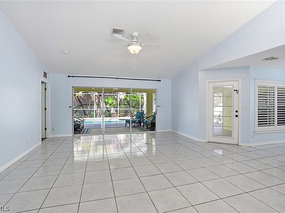 5th image of 3622 NE 18th Pl
