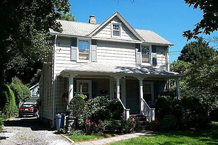 1st image of 33 Sherrard St