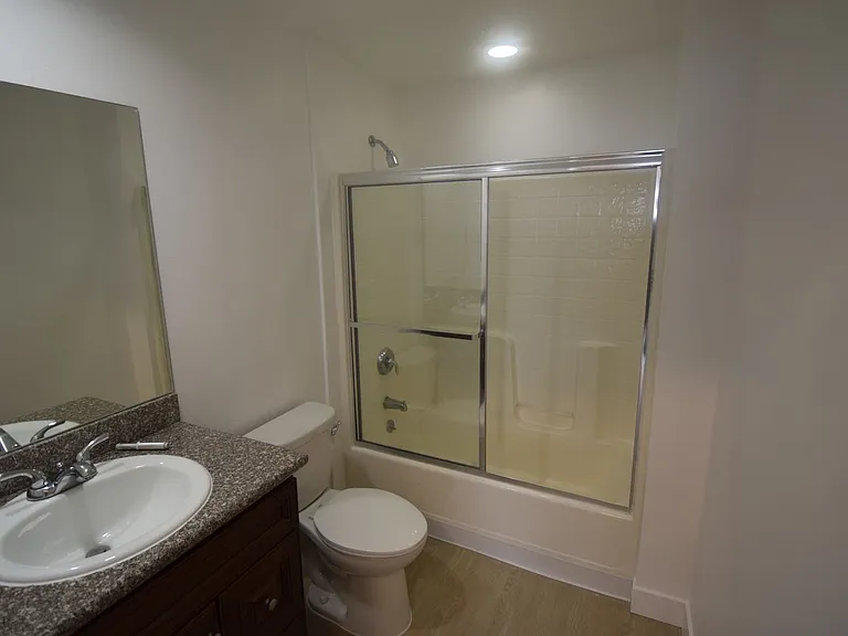 7122 — Photo 11