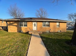 519 E Monroe St #A, Metamora, IL 61548
