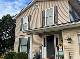 805 Touraine Ave, Bowling Green, OH 43402