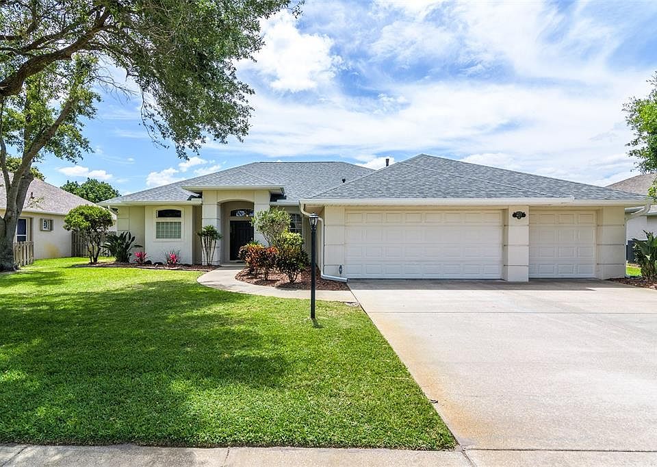 1st image of 6127 Arlington Cir