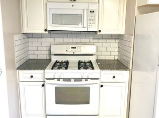 12 Walter St, Lynn, MA 01902