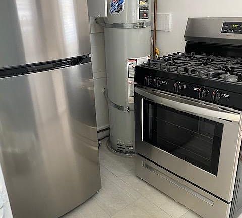 4th image of 11678 Darlington Ave #1